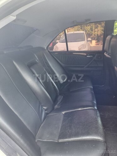 Mercedes E 220 d 1999, 350,000 km - 2.2 l - Bakı