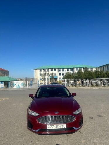 Ford Fusion (North America) 2018, 290,000 km - 2.0 л - Bakı