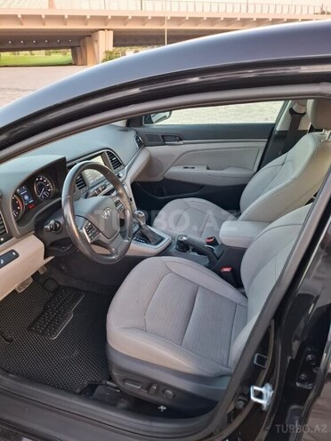 Hyundai Elantra 2016, 110,000 km - 2.0 l - Bakı