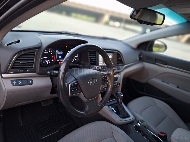 Hyundai Elantra 2016, 110,000 km - 2.0 l - Bakı