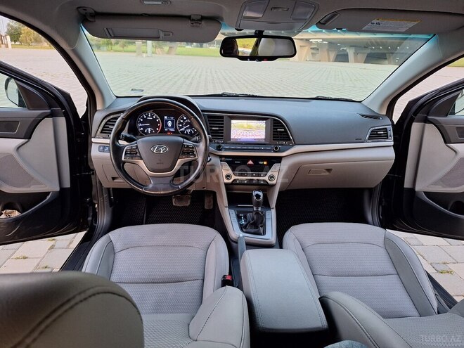 Hyundai Elantra 2016, 110,000 km - 2.0 l - Bakı