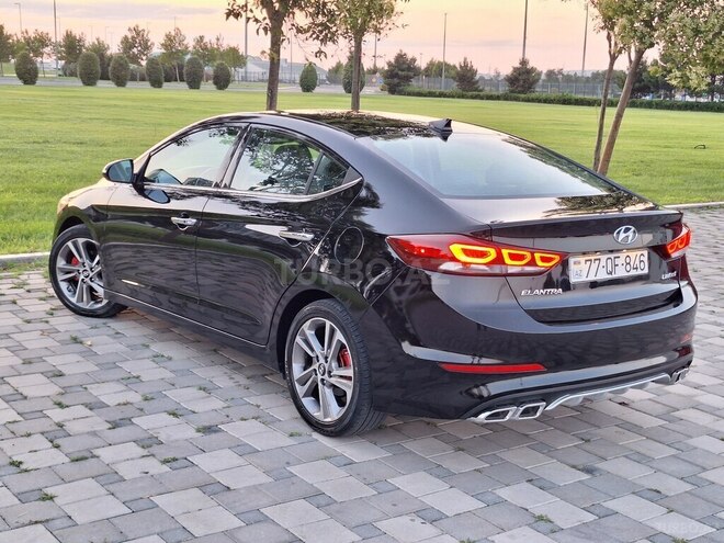 Hyundai Elantra 2016, 110,000 km - 2.0 l - Bakı