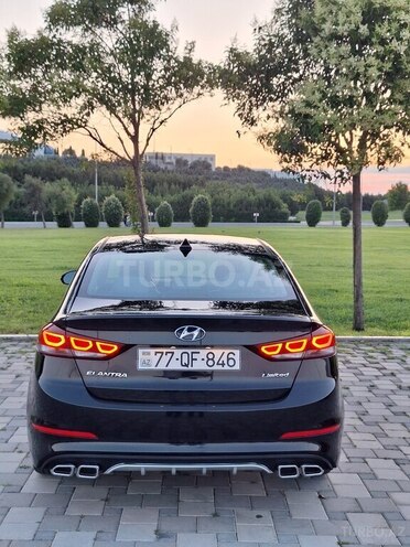 Hyundai Elantra 2016, 110,000 km - 2.0 l - Bakı