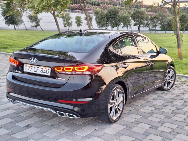 Hyundai Elantra 2016, 110,000 km - 2.0 l - Bakı