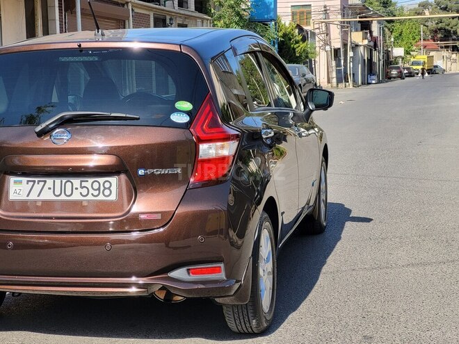 Nissan Note-8