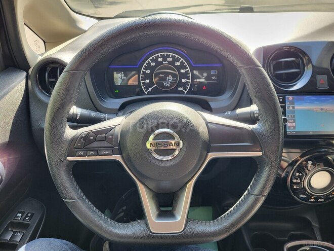 Nissan Note-10