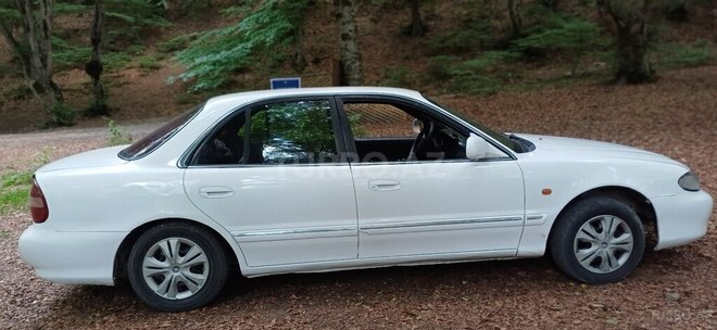 Hyundai Sonata 1998, 278,000 km - 2.0 l - Quba