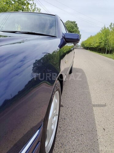 Mercedes E 240 1997, 350,000 km - 2.4 l - Masallı