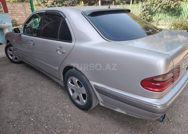 Mercedes E 300 d 1999, 402,000 km - 3.0 l - Bakı