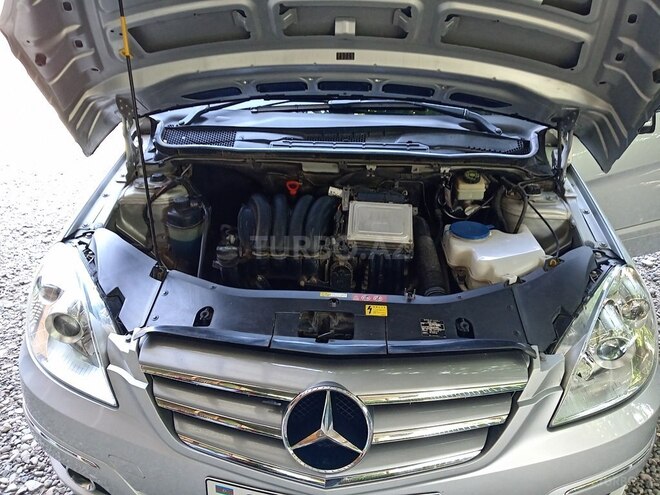 Mercedes B 180 2009, 94,115 km - 1.7 l - Gəncə