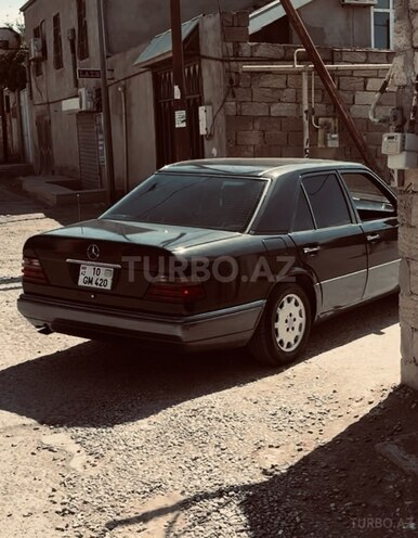 Mercedes E 220 1994, 470,000 km - 2.2 l - Bakı