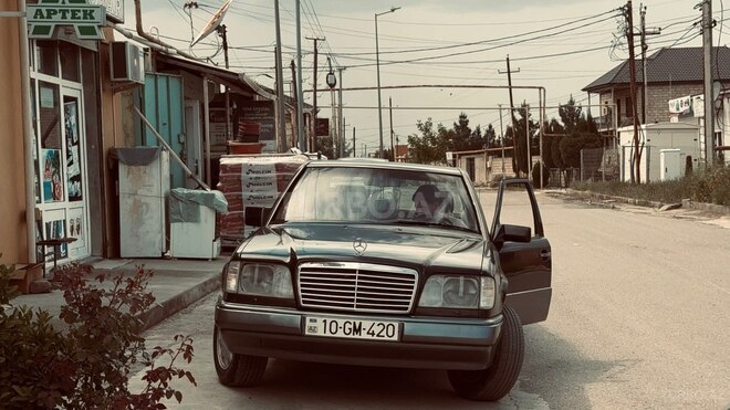 Mercedes E 220 1994, 470,000 km - 2.2 l - Bakı
