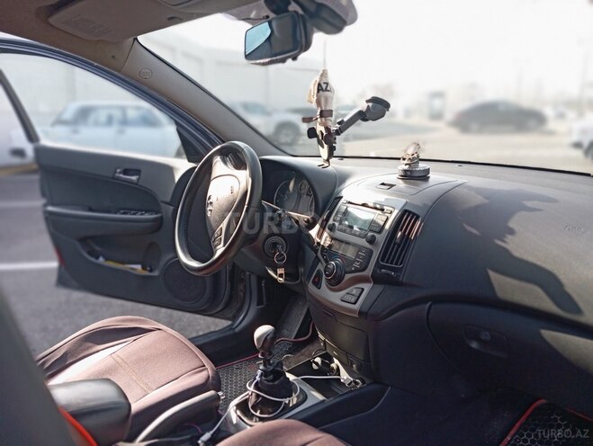 Hyundai i30 2008, 258,000 km - 1.6 l - Bakı