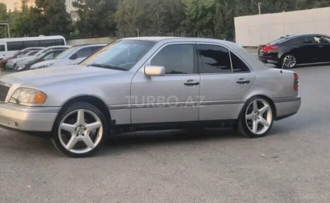 Mercedes C 220 1994, 404,000 km - 2.2 l - Gəncə