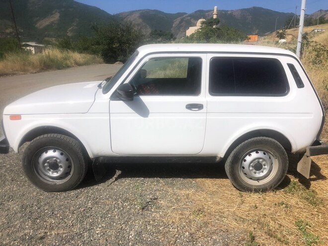 LADA (VAZ) Niva 2010, 225,946 km - 1.7 l - Füzuli