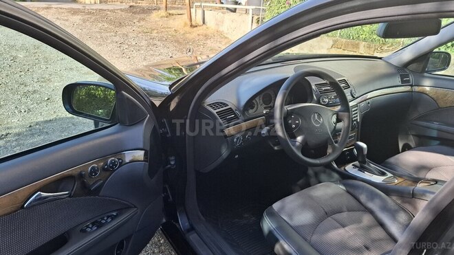 Mercedes E 270 2003, 392,000 km - 2.7 л - Bakı