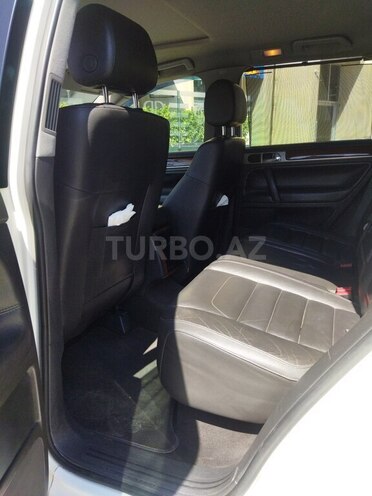 Volkswagen Touareg 2008, 231,500 km - 3.5 l - Bakı