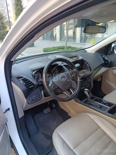 Ford Escape 2017, 286,000 km - 1.5 l - Bakı