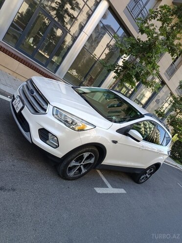 Ford Escape 2017, 286,000 km - 1.5 l - Bakı