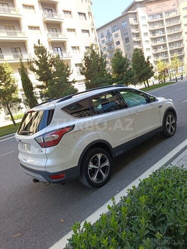 Ford Escape 2017, 286,000 km - 1.5 l - Bakı