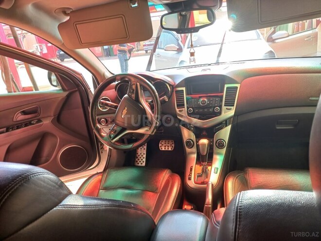Chevrolet Cruze 2011, 334,700 km - 1.4 l - Gəncə