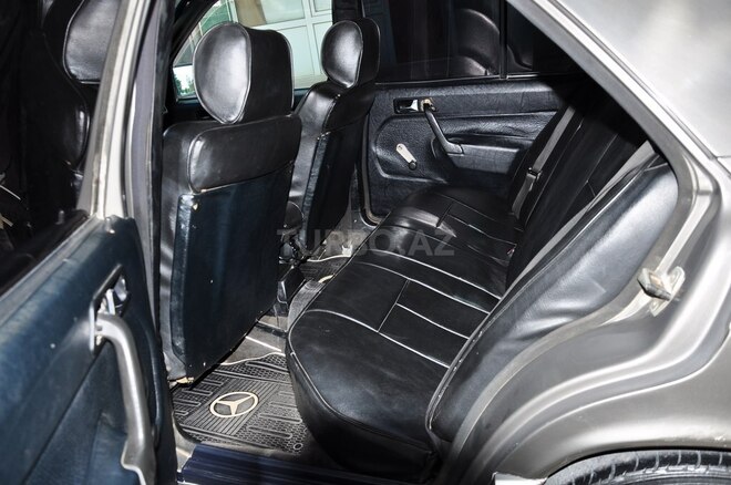 Mercedes 190 1992, 150,000 km - 1.8 l - Şamaxı
