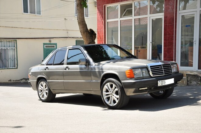 Mercedes 190 1992, 150,000 km - 1.8 l - Şamaxı