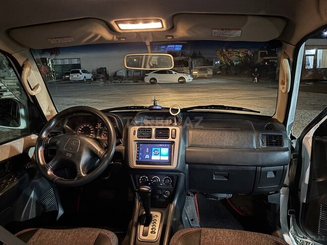 Mitsubishi Pajero io 2002, 327,000 km - 2.0 l - Sumqayıt
