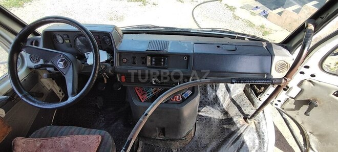 Mercedes 208 D 1992, 265,088 km - 2.9 l - Bərdə
