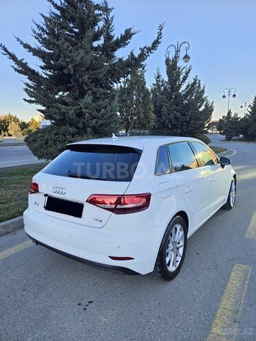 Audi A3 2018, 46,000 km - 1.5 l - Bakı