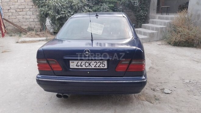 Mercedes E 200 1999, 428,061 km - 2.0 l - Bakı