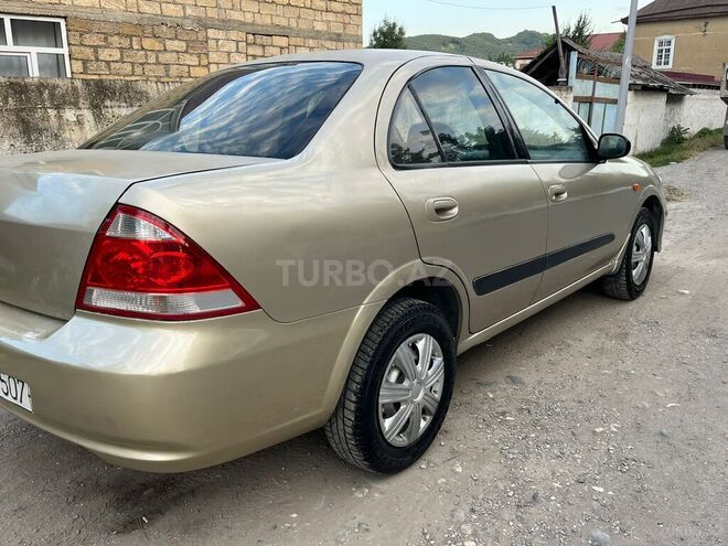 Nissan Sunny 2003, 342,000 km - 1.6 l - Quba