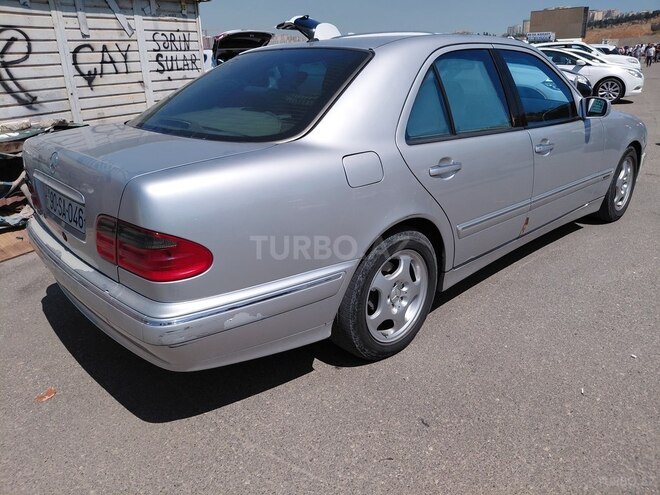 Mercedes E 220 d 2000, 352,653 km - 2.2 l - Bakı