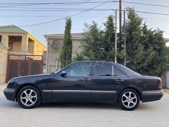 Mercedes E 220 d 1999, 390,000 km - 2.2 l - Bakı