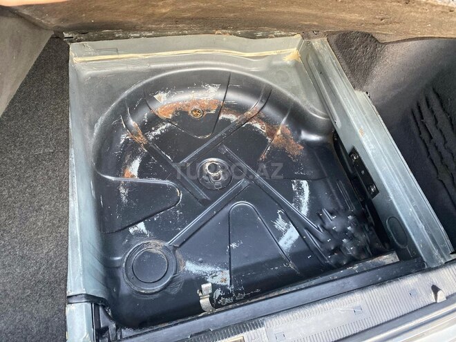 Mercedes E 220 d 1999, 390,000 km - 2.2 l - Bakı