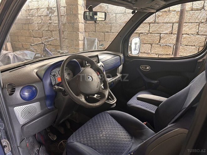 Fiat Doblo 2003, 320,000 km - 1.9 l - Bakı