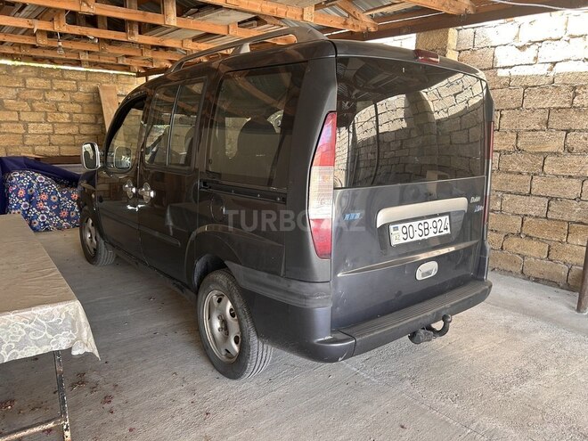 Fiat Doblo 2003, 320,000 km - 1.9 l - Bakı