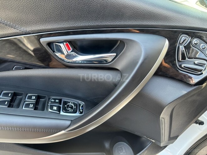 Hyundai Grandeur-11