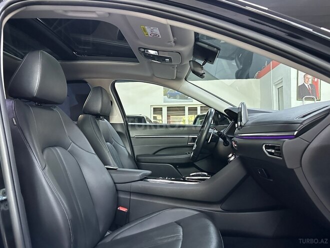 Hyundai Sonata-20
