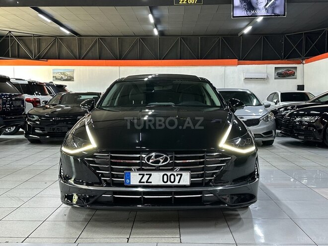 Hyundai Sonata-2