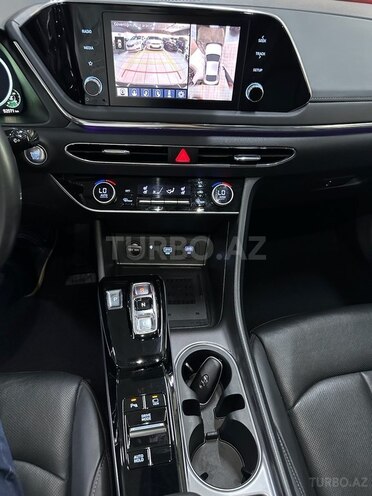 Hyundai Sonata-22