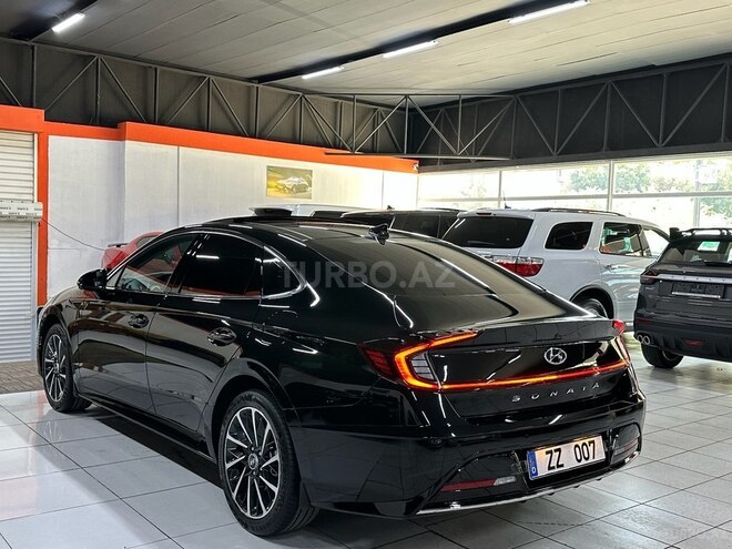 Hyundai Sonata-8