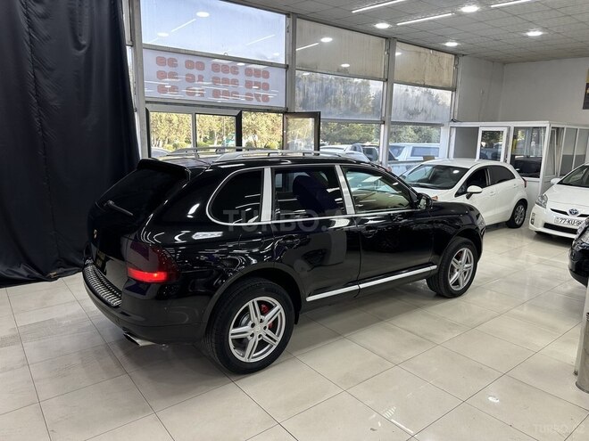 Porsche Cayenne-7