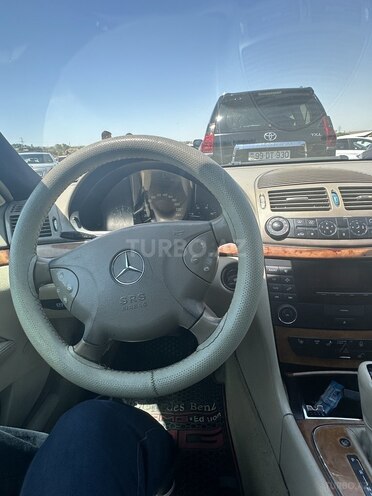 Mercedes E 220 d 2005, 305,000 km - 2.2 l - Bakı