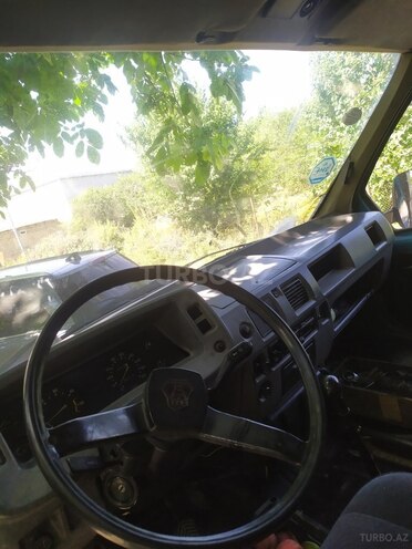 GAZ 2705-757 1996, 527,170 km - 2.4 l - Quba