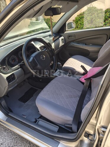 Nissan Sunny 2011, 187,000 km - 1.6 l - Bakı