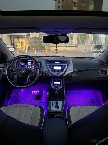 Hyundai Elantra 2012, 274,000 km - 1.8 l - Bakı