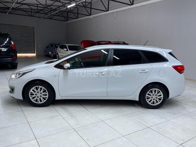 Kia  2015, 195,235 km - 1.4 l - Sumqayıt