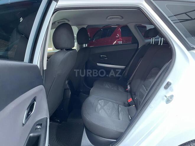 Kia  2015, 195,235 km - 1.4 l - Sumqayıt