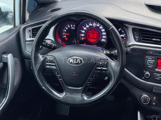 Kia  2015, 195,235 km - 1.4 l - Sumqayıt